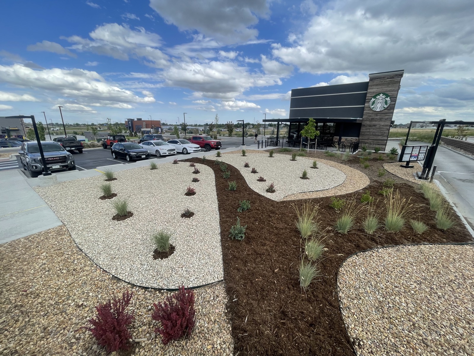 Commercial Landscape Architecture & Mulch Design