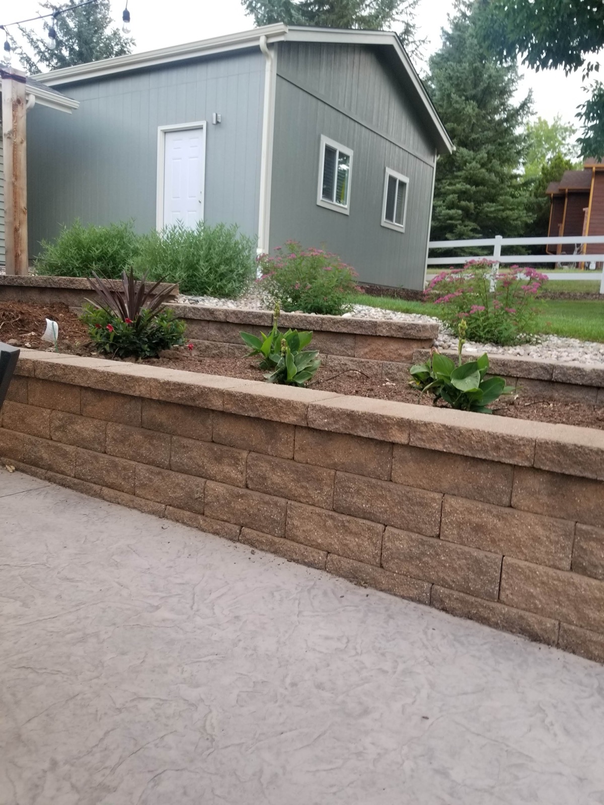 Block Retaining Wall & Patio