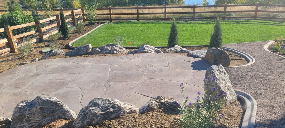 BolderScapes natural stone pathway project